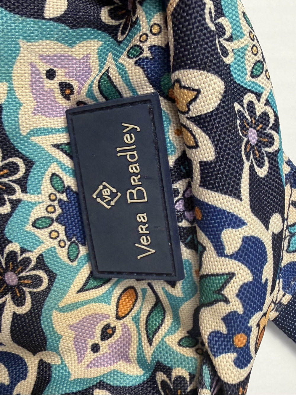 Vera Bradley Sling Backpack Blue Floral Crossbody Bag Adjustable Strap Travel - Picture 2 of 8